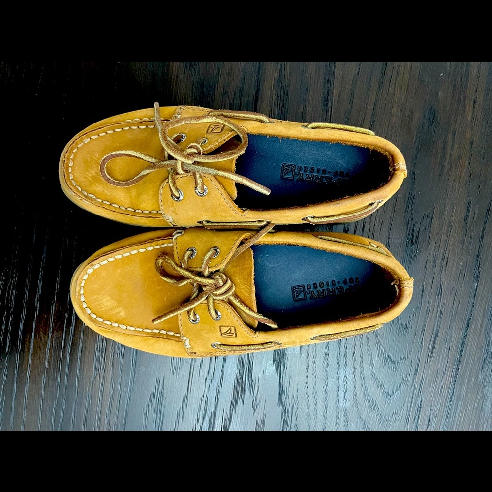 Boys size 2 Sperry Shoes loafers